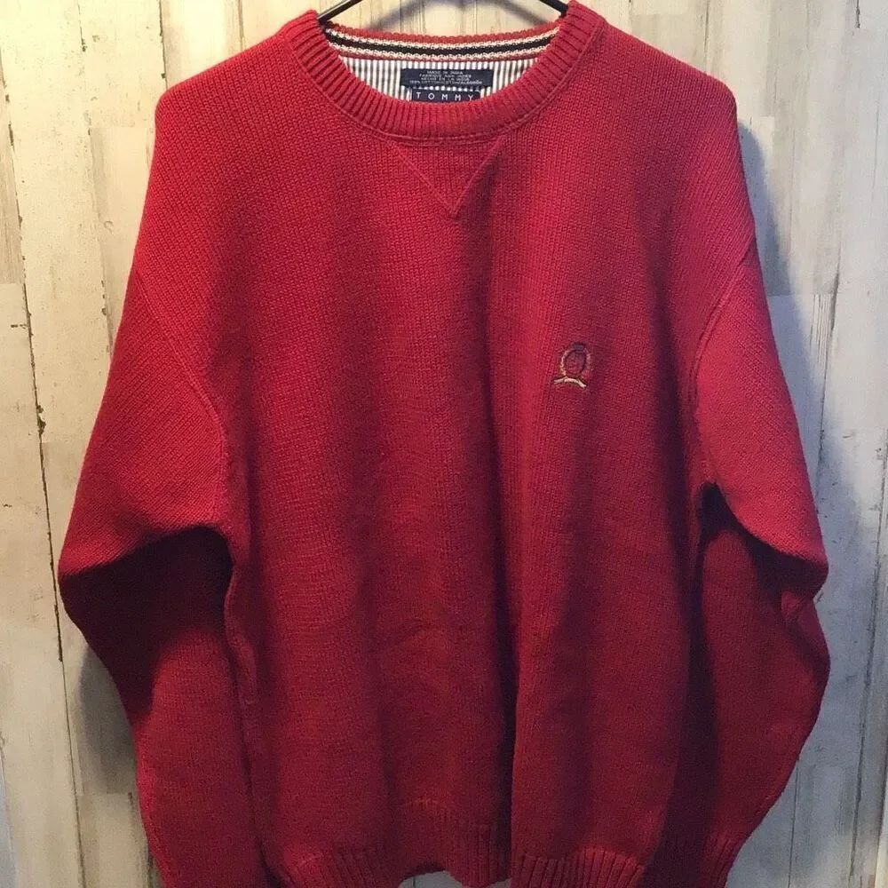 Great vintage, Tommy Hilfiger sweater, great shape, size large